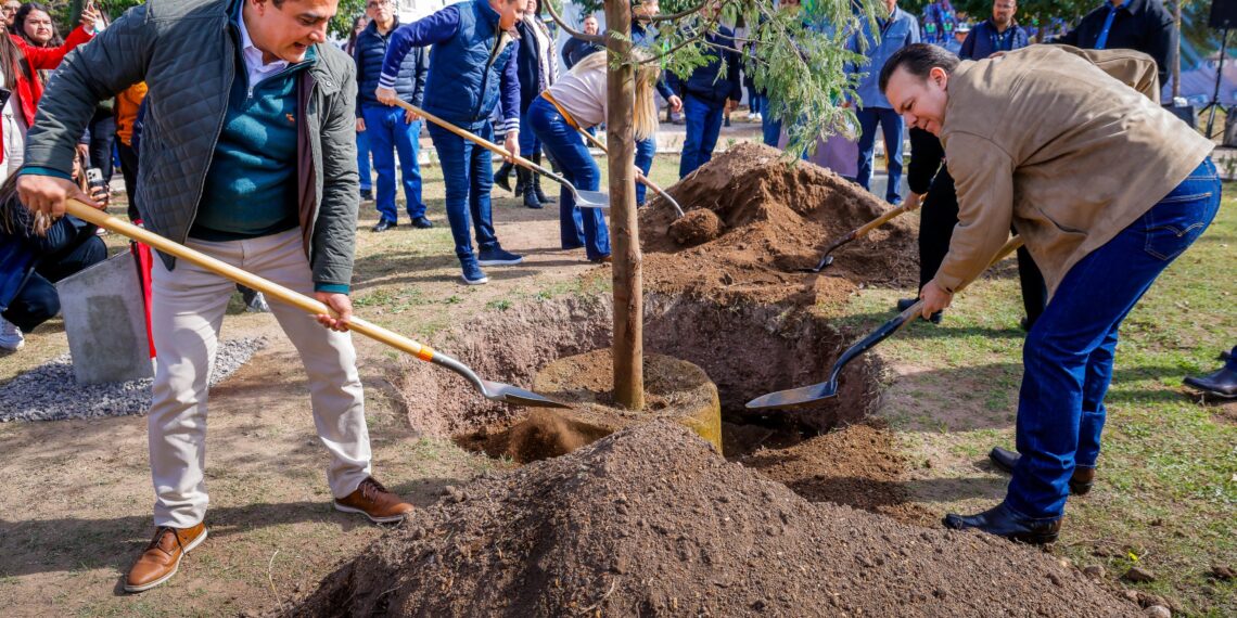 En el Parque de la Vida se siembra bienestar por el futuro de la gran familia: Toño Ochoa