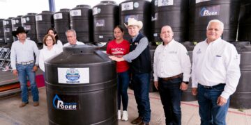 Familias de San Dimas tendrán nuevas redes de drenaje, electrificación, un puente vehicular y sistemas solares para garantizar el abasto de agua