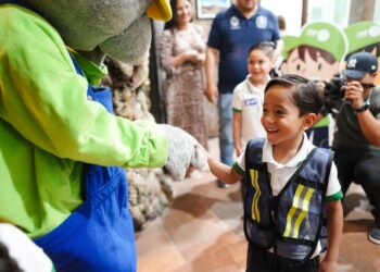 Fortalece Toño Ochoa la identidad y cultura de Durango con apoyos al Museo Túnel de Minería