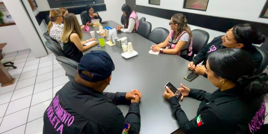 Agrupamiento Violeta mantiene atención permanente a reportes de violencia en el hogar en Gómez Palacio