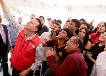 Más de seis mil estudiantes del ITD contarán con atención médica y apoyo psicológico gracias a la nueva unidad médica que entregaron Esteban y Toño