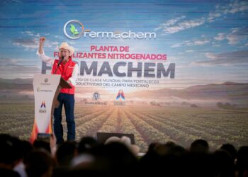Reconoce gobernador Esteban respaldo de la Presidenta Claudia Sheinbaum para concretar inversión de Fermachem en Durango