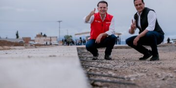 Bulevares nuevos para una ciudad en crecimiento; Esteban y Toño supervisan avance de Río Grande