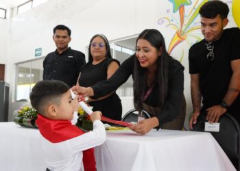 Estancias Infantiles del DIF Gómez Palacio celebran graduación