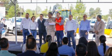 Fortalece Toño Ochoa el servicio de AMD para la gran familia duranguense