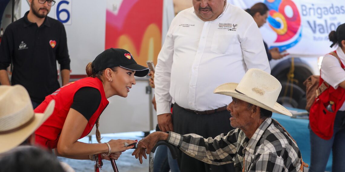 Ruta de la Salud llega a San Pedro del Gallo con atención médica gratuita y equipo especializado; Marisol Rosso destaca que también llega a los municipios más pequeños