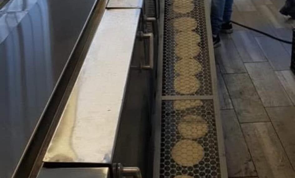 Almacenar tortillas calientes en hieleras representa un riesgo para la salud