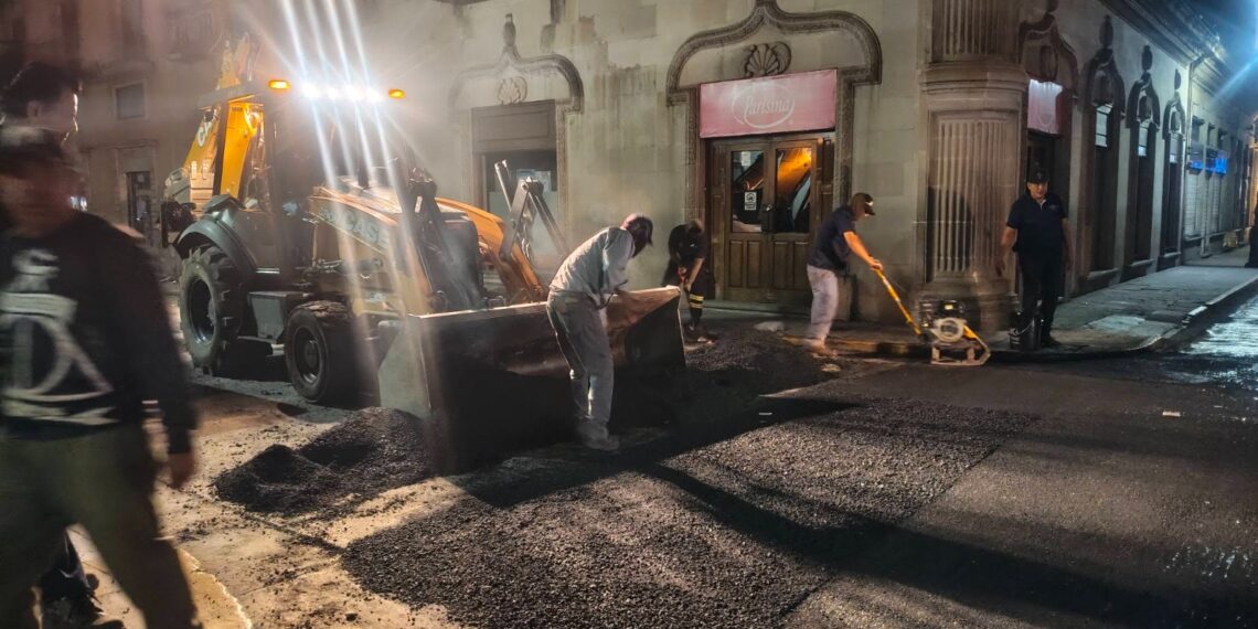 Refuerzan estrategia de bacheo con 14 cuadrillas durante la temporada de lluvias