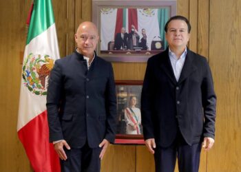 Tras los acuerdo con la Presidenta Claudia Sheinbaum, gobernador Esteban gestiona avances para la carretera Canatlán–Nuevo Ideal ante el Gobierno Federal