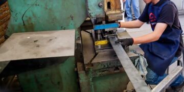 Industria reporta recortes de personal, pero descarta cierres de empresas en Durango