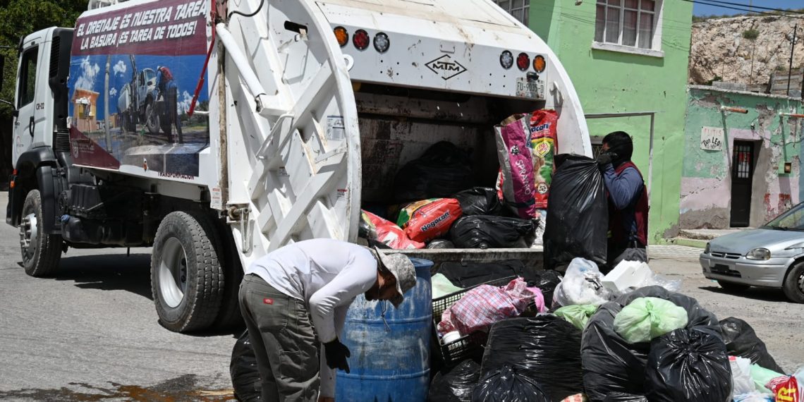 Garantiza Betzabé Martínez atención a trámites ciudadanos y servicios públicos durante periodo vacacional