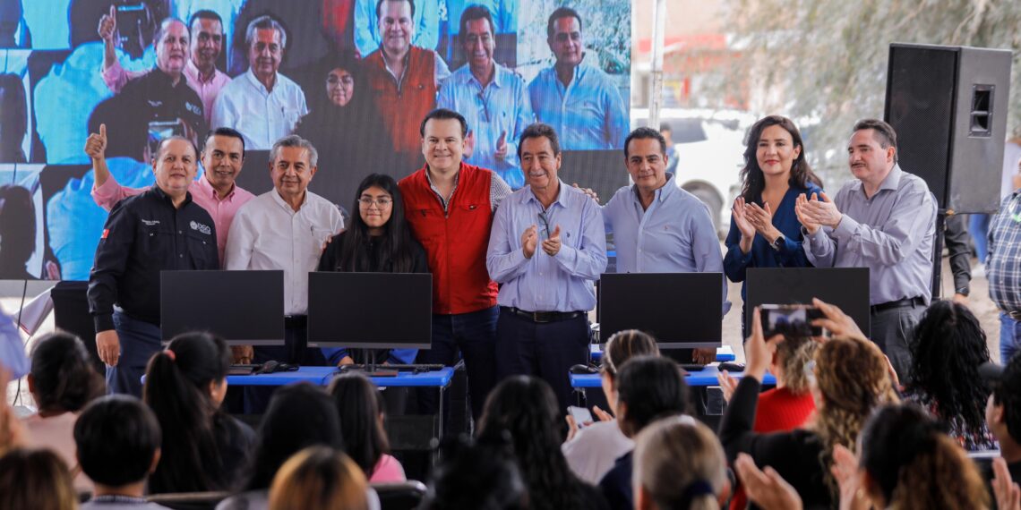 Llevan Esteban y Toño más obra y mejores oportunidades educativas a la oriente de Durango