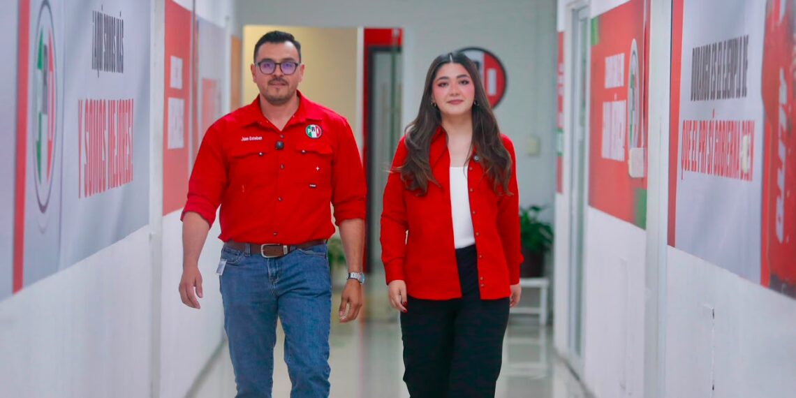 Juan Esteban Aguilar y Brenda Pacheco asumen la dirigencia del PRI Municipal de Durango