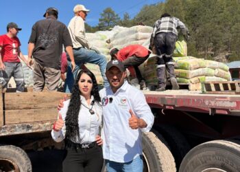 Movimiento Territorial entrega 3,600 toneladas de material subsidiado en municipios de Durango: Oskar Velázquez
