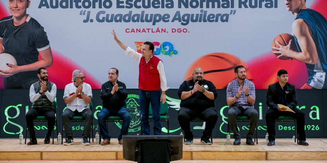 La Normal de Aguilera estrena gimnasio-auditorio rumbo a su centenario