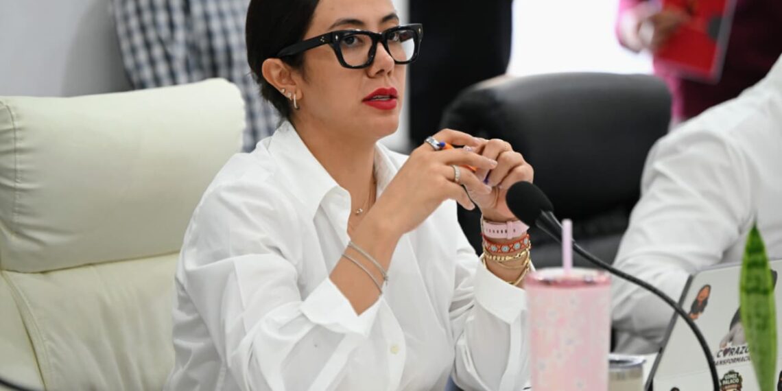 Betzabé Martínez llama a reforzar prevención de violencia en planteles educativos