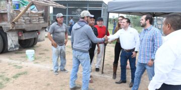 Cumple Toño Ochoa compromiso con Praxedis G. Guerrero y mejora espacios deportivos