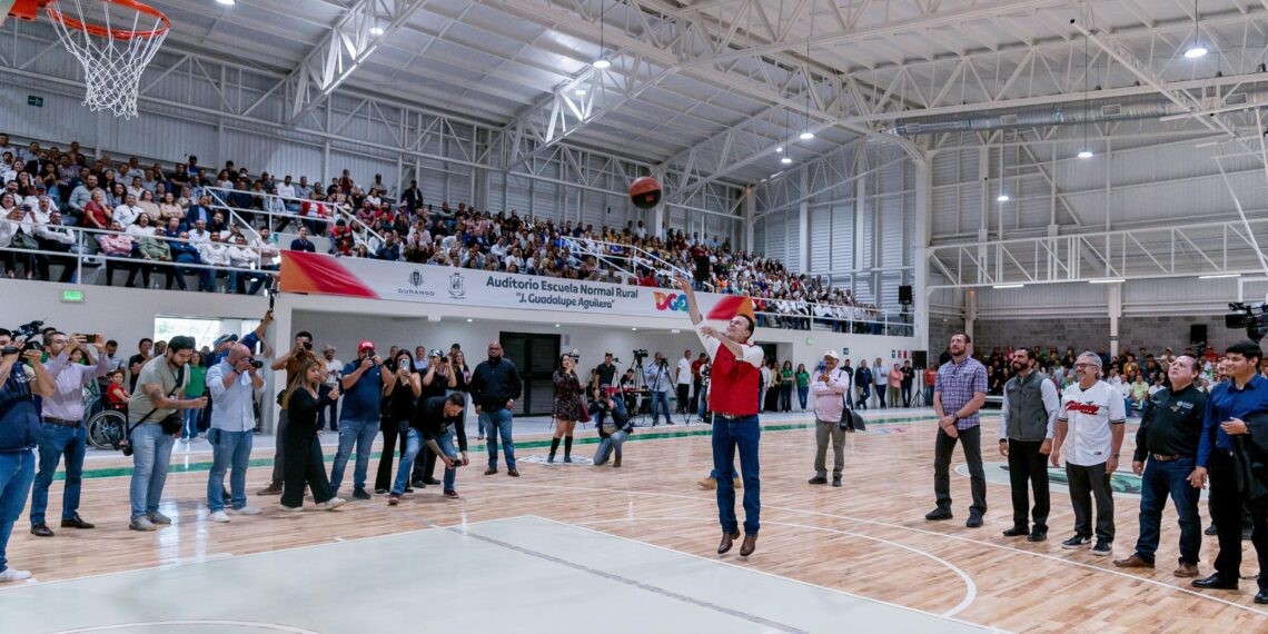 Nuevo gimnasio-auditorio de la Normal de Aguilera, un espacio que estudiantes y egresados reconocen por sus beneficios deportivos y culturales