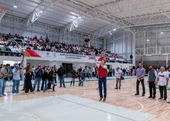 Nuevo gimnasio-auditorio de la Normal de Aguilera, un espacio que estudiantes y egresados reconocen por sus beneficios deportivos y culturales
