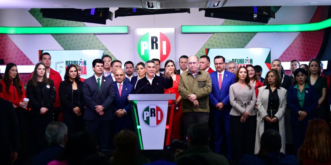 México y las familias mexicanas cuentan con el PRI: Alejandro Moreno.