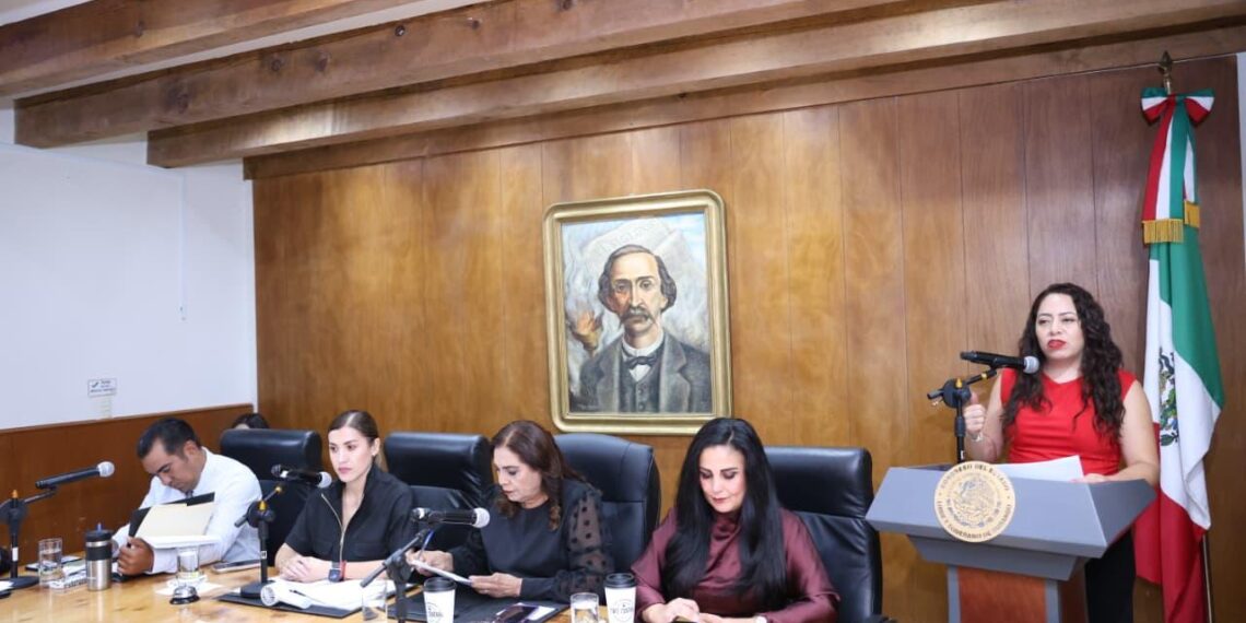 Indispensable regular uso ético y responsable de la IA en escuelas: Sughey Torres.