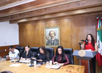 Indispensable regular uso ético y responsable de la IA en escuelas: Sughey Torres.