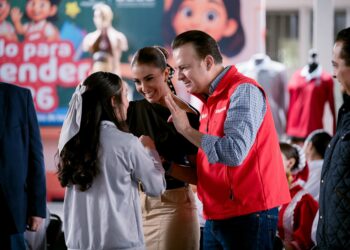 Inicia entrega de 194 mil 600 paquetes de útiles escolares gratuitos en Durango; apoyan a la economía familiar y garantizan materiales para aprender