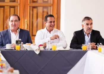 Avala iniciativa privada que con Toño Ochoa Durango avanza por el buen camino