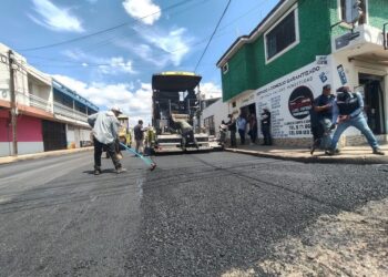 Programan trabajos en 40 colonias para mejorar calles antes de fin de año