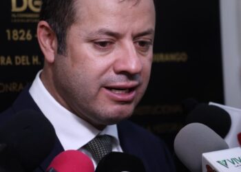 Reconocen resultados de Esteban en favor de las familias duranguenses .