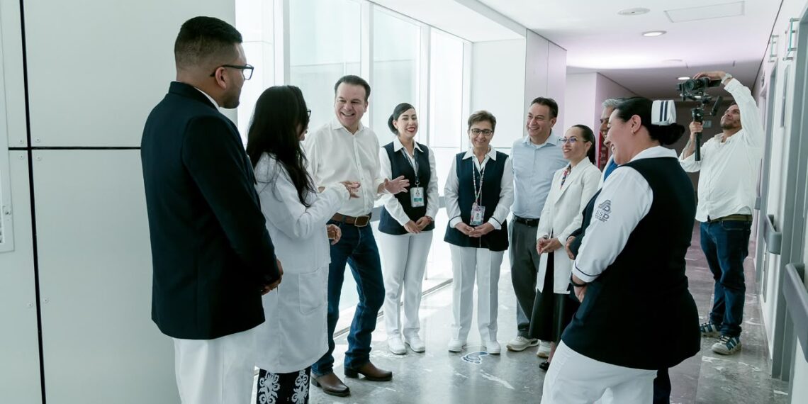 En su cuarto año de resultados, el Gobernador Esteban Villegas acerca servicios de salud y mejora la atención para los duranguenses