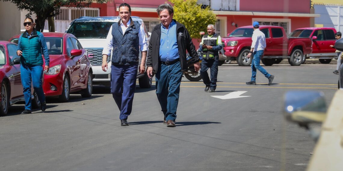 Toño Ochoa cierra el paso a los baches con trabajo en equipo