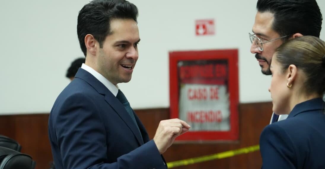 Comparecencias, ejercicio democrático para informar a los duranguenses: Alejandro Mojica.