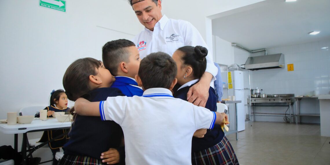 Nutrimos el corazón de la gran familia duranguense: Toño Ochoa