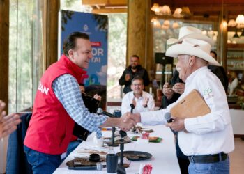 Para que Durango siga siendo líder nacional forestal, Esteban escucha y refrenda su compromiso de trabajar con líderes forestales