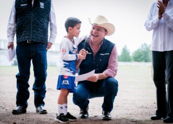 Guadalupe Victoria tendrá nuevo estadio de fútbol; Esteban Villegas inicia obra para fomentar el deporte entre niños, jóvenes y adultos