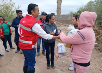 Gobierno del Estado atiende a familias afectadas por las lluvias en la Región Laguna