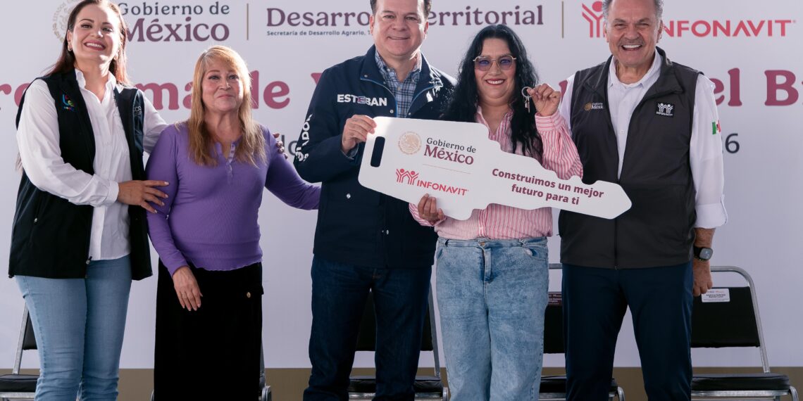 Más familias trabajadoras de Durango podrán tener casa propia con 303 Viviendas para el Bienestar entregadas en Lerdo