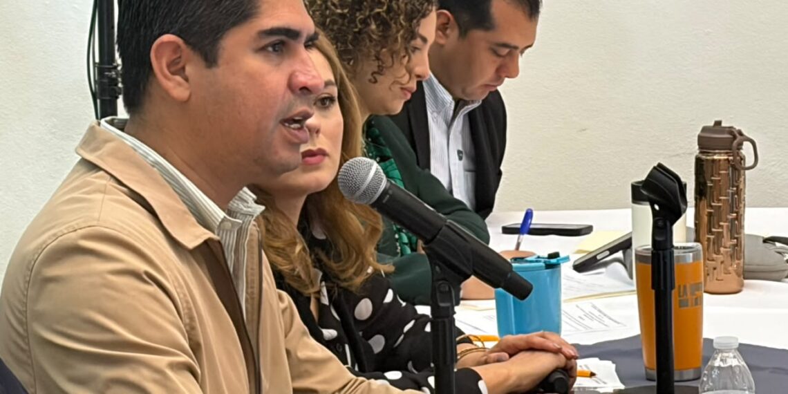 Llevan regidores del PRI voz de los ciudadanos a las comparecencias.