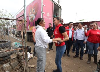 DIF Estatal lleva alimentos y atención médica a familias afectadas por lluvias; Marisol Rosso mantiene atención permanente a sus necesidades