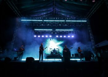 Enjambre hace vibrar a Durango con una noche de rock y emociones ante más de 15 mil personas