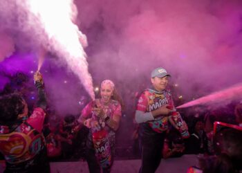 Sigue rompiendo récord Marea Rosa 2026: reúne más de 14 mil corazones y recauda un millón 300 mil pesos para combatir el cáncer de mama