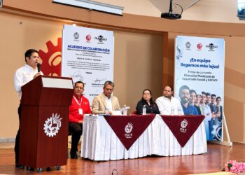 ¡Acerca Toño Ochoa más oportunidades para aprender un oficio y salir adelante!